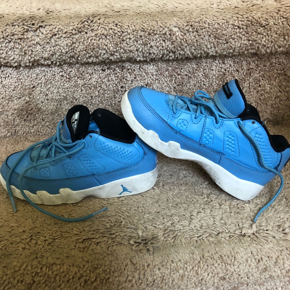 Boys baby blue Jordan’s